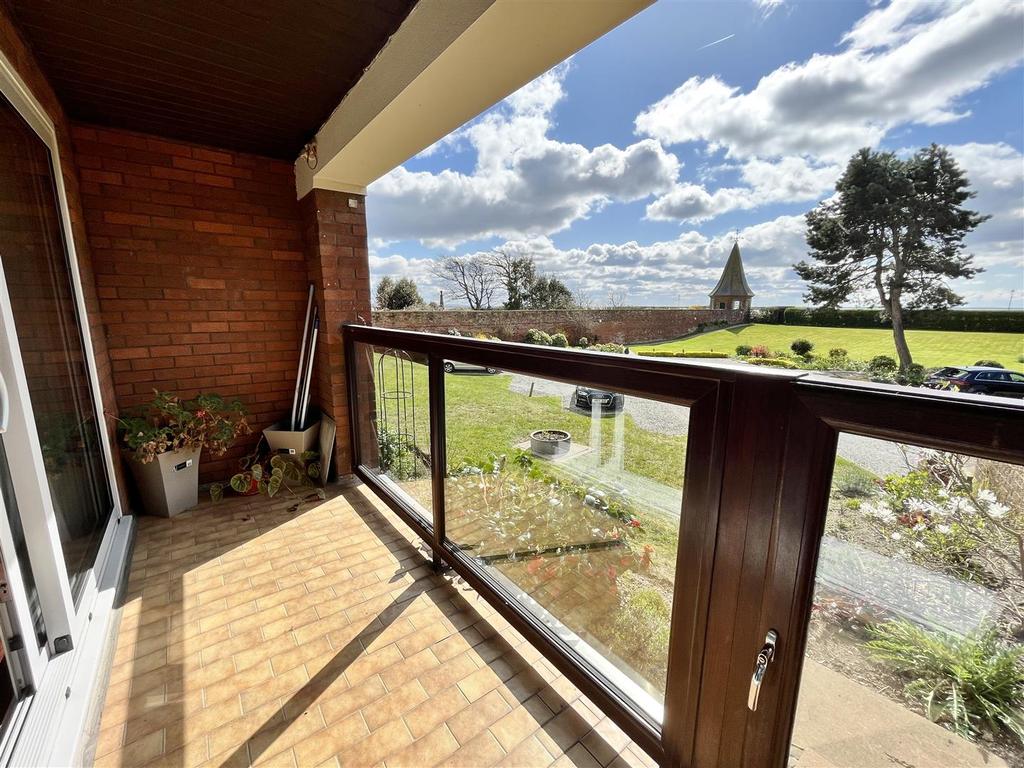 Sun balcony