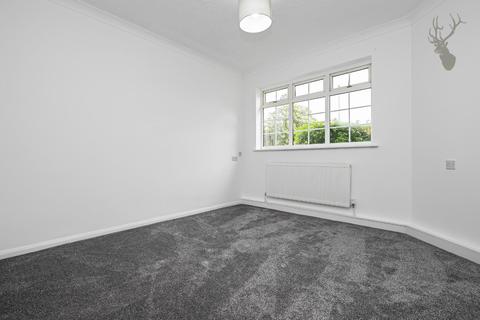 9 Pick Hill, Waltham Abbey, EN9 3LB