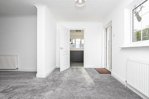 9 Pick Hill, Waltham Abbey, EN9 3LB