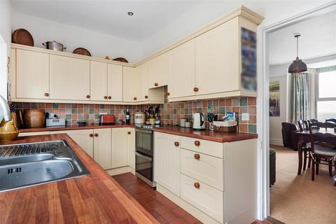 Chy An Alsa Cliff Road, Mousehole, Penzance, TR19 6PX
