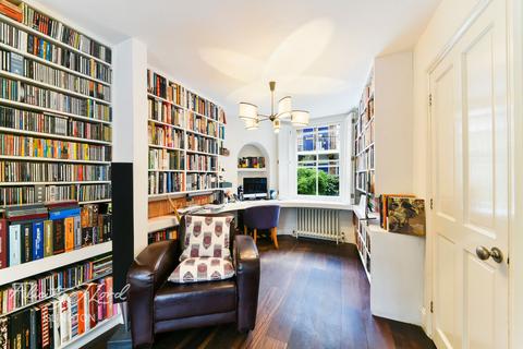 34 Halton Road, London, N1 2EU