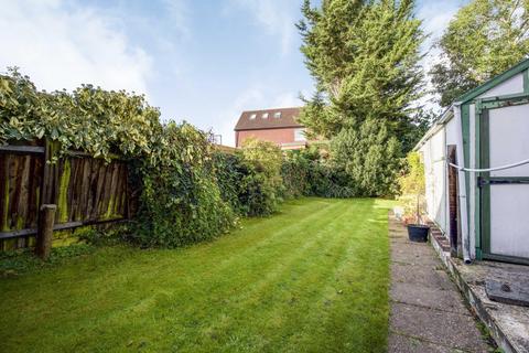 9 Park View, New Malden, KT3 4AZ