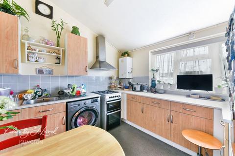 32 Kerwick Close, London, N7 9DJ