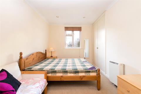 1 bedroom flat to rent, Chiswick High Road, Chiswick, London