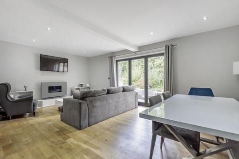 38 Lower Camden, Chislehurst, BR7 5JA