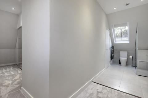 38 Lower Camden, Chislehurst, BR7 5JA