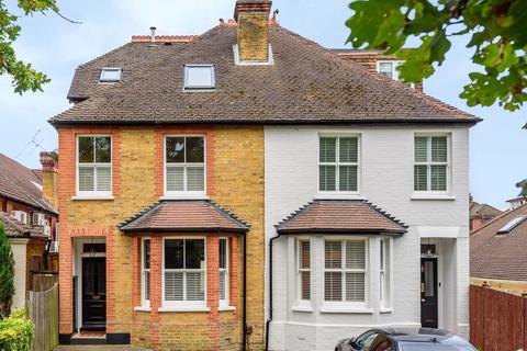 53 Princes Road, Weybridge, KT13 9BT