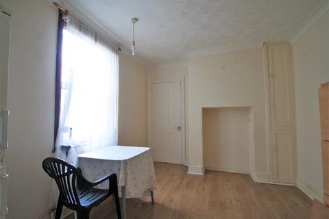 153 Darnley Road, Gravesend, DA11 0SR