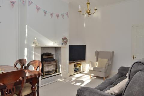 37 Incline Road, Oldham, OL8 4QW