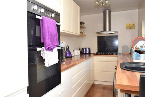 37 Incline Road, Oldham, OL8 4QW