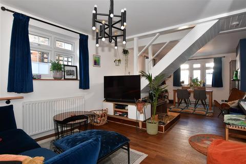 29 Upper Road, Wallington, SM6 8JY