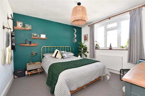 29 Upper Road, Wallington, SM6 8JY