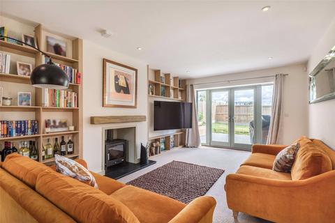 4 bedroom detached house to rent, Thorpe Lea Close, Great Chesterford, Saffron Walden, Essex, CB10