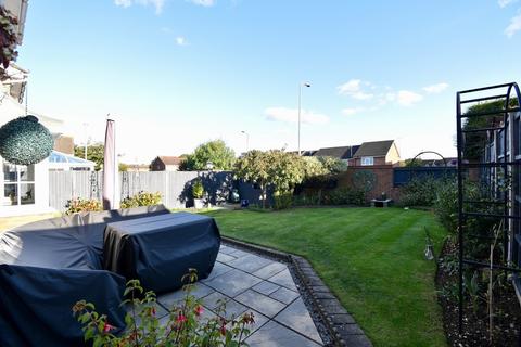 3 Jackdaw Close, Stevenage, SG2 9DA
