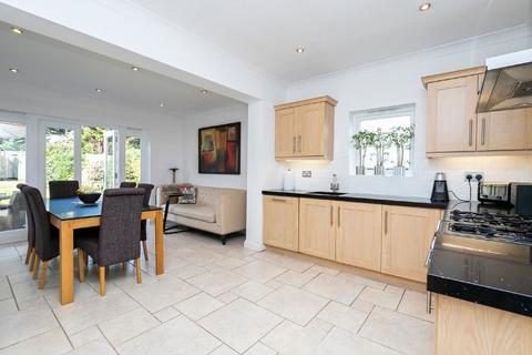 81 Worcester Crescent, Woodford Green, IG8 0LT