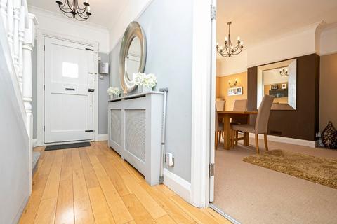 81 Worcester Crescent, Woodford Green, IG8 0LT