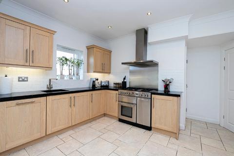 81 Worcester Crescent, Woodford Green, IG8 0LT