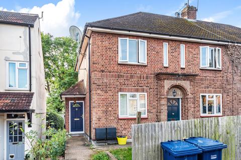 14, Amberley House Warwick Road, Barnet, EN5 5EG