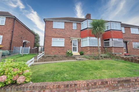 14 Brockley Crescent, Romford, RM5 3JX