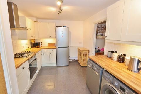 14 Brockley Crescent, Romford, RM5 3JX