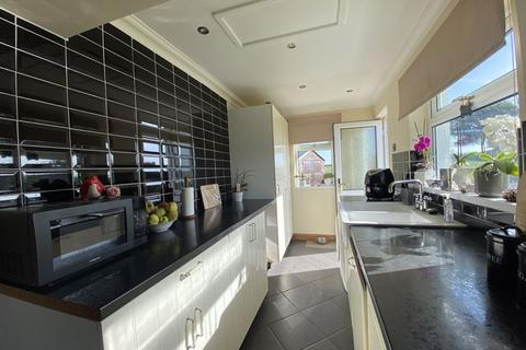 10 Channel View, Marcross, Llantwit Major, CF61 1ZE
