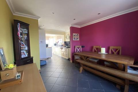 10 Channel View, Marcross, Llantwit Major, CF61 1ZE