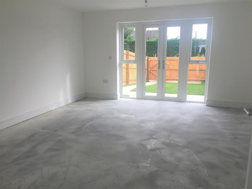 Jenners Yard, Stones Farm, Cricklade, Wiltshire, SN6 6FU 3 bed end of terrace house for sale £