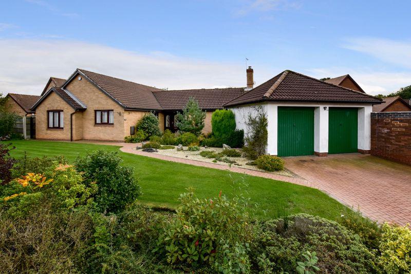 Pangbourne Close, Appleton, Warrington 3 bed bungalow £475,000