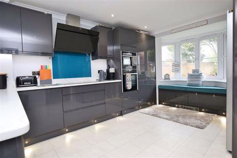 13 Brickmakers Meadows, Platt, Sevenoaks, TN15 8NQ