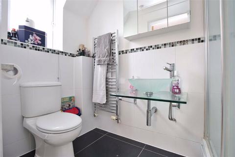 13 Brickmakers Meadows, Platt, Sevenoaks, TN15 8NQ