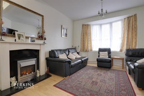 3 Westbury Avenue, Southall, UB1 2UX