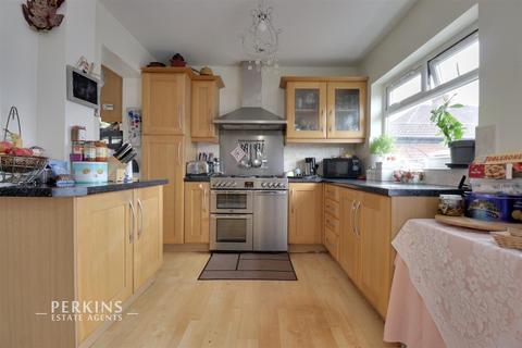 3 Westbury Avenue, Southall, UB1 2UX