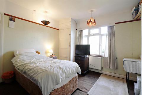 177 Erith Road, Bexleyheath, DA7 6HX