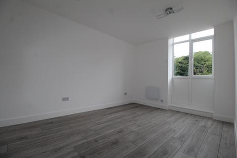 1 bedroom flat to rent, The Avenue, Amersham, HP7