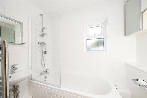 97 Ilkley Road, Otley, LS21 3LP
