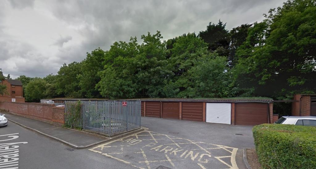 Secure Lock Up Garage To Let Wheatley Close Colindale NW4