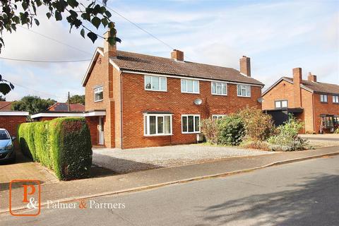 15 Highfields, Bentley, Ipswich, IP9 2BP
