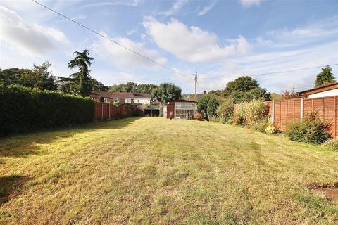 15 Highfields, Bentley, Ipswich, IP9 2BP