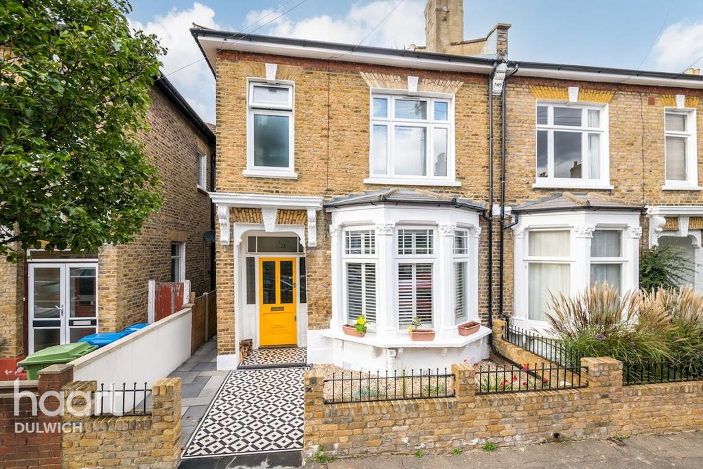 Trossachs Road, East Dulwich, London SE22 1 bed apartment £575,000