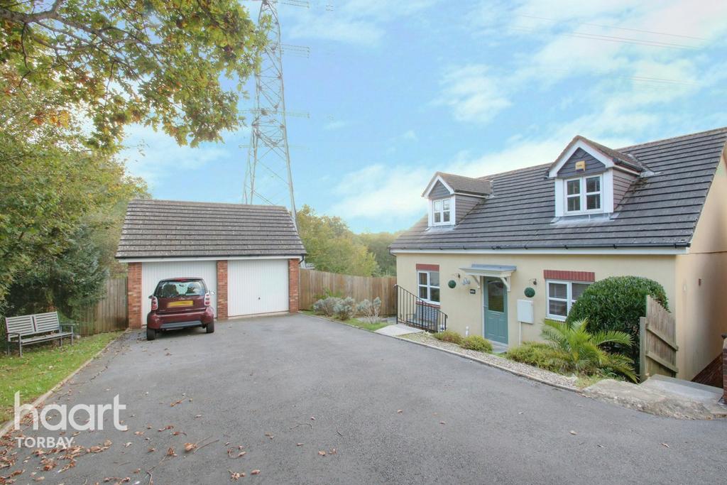 Condor Drive, Torquay 4 bed detached house £400,000