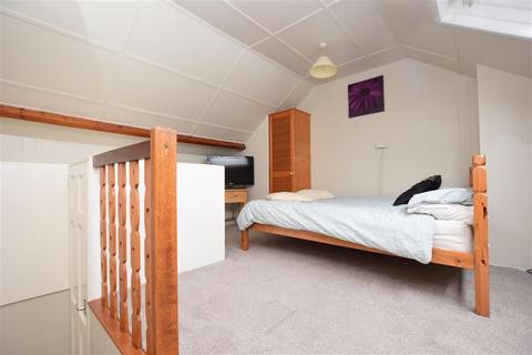 3 bedroom semi-detached house for sale - Ewhurst Road, Cranleigh, Surrey