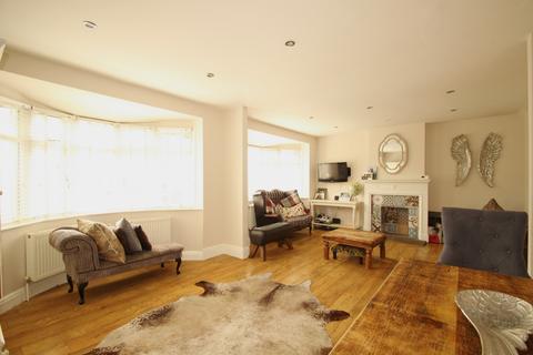 102 Glentrammon Road, Orpington, BR6 6DH