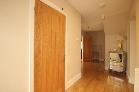 102 Glentrammon Road, Orpington, BR6 6DH