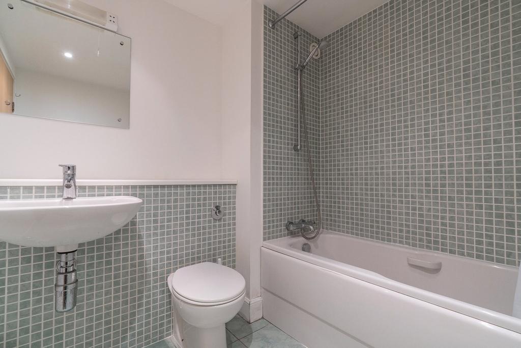 En Suite Bathroom