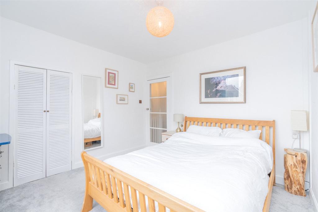 Bedroom 1 Alt