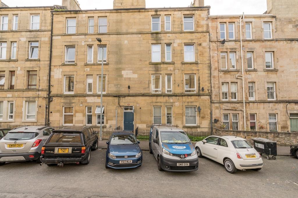18/6 Wardlaw Place, Edinburgh, EH11 1 bed flat £125,000