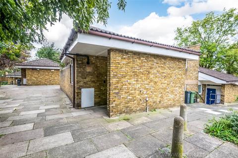 1 Oborne Close, London, SE24 0HB