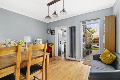 21 Bishops Road, London, W7 2NZ