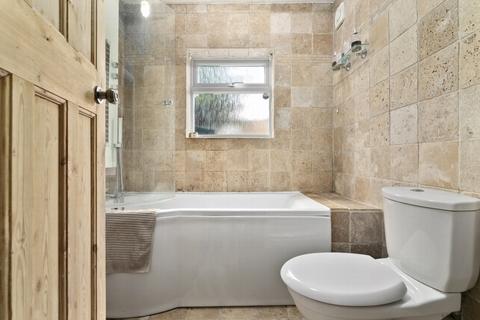21 Bishops Road, London, W7 2NZ