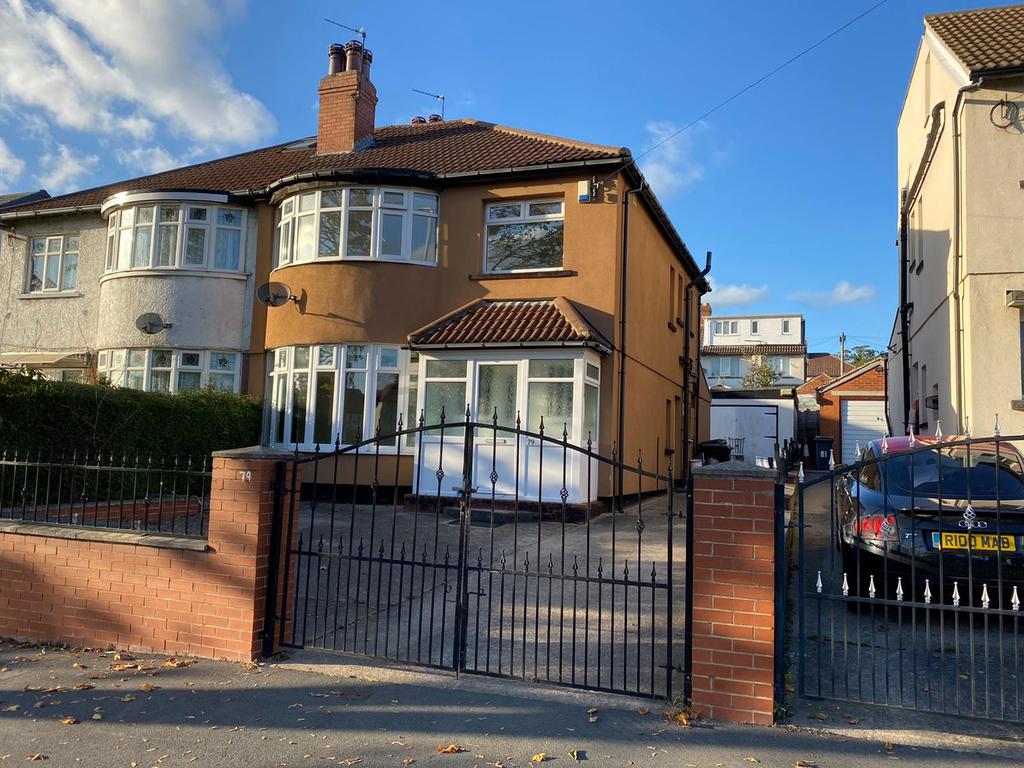 Easterly Road, Leeds LS8 3 bed semidetached house £1,200 pcm (£277 pw)